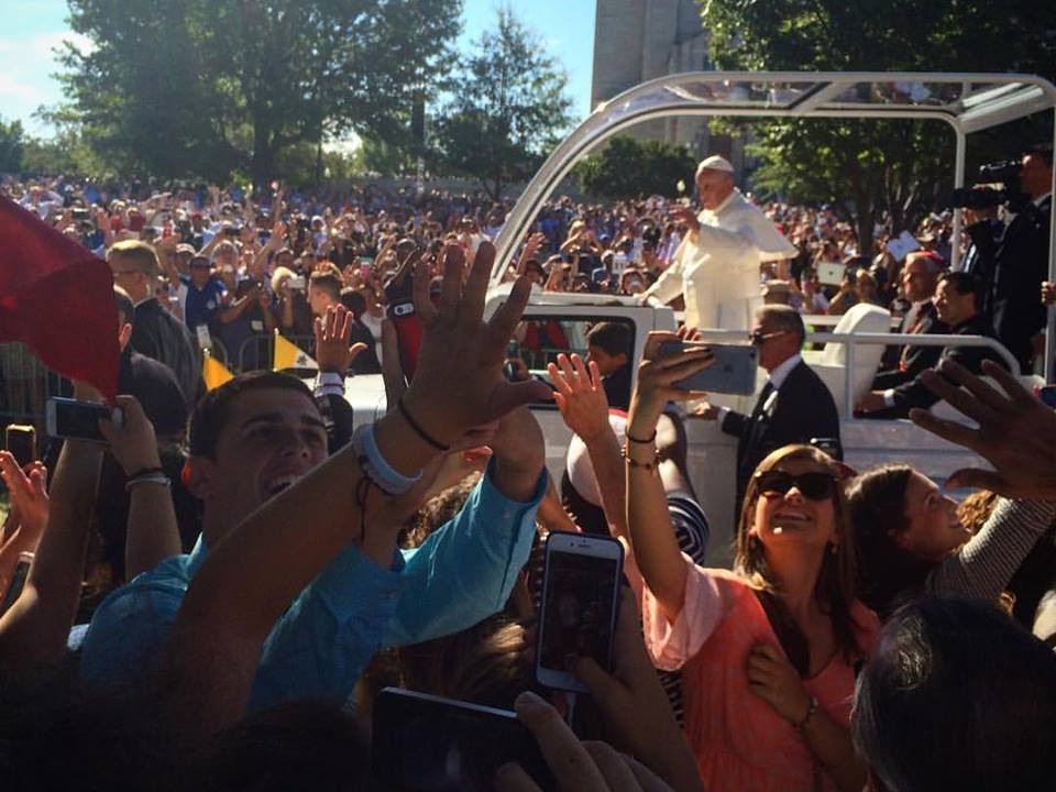 Pope Francis: “Lift up your hearts,” not “Lift up your phones.”