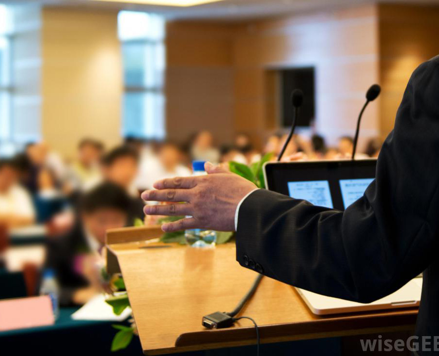 Teaching Undergraduates (continued) โ Introduction to Liturgy in 585 minutes