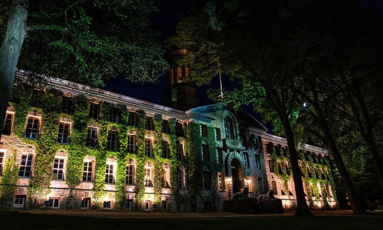 Needed: Qualified Professors of Liturgy